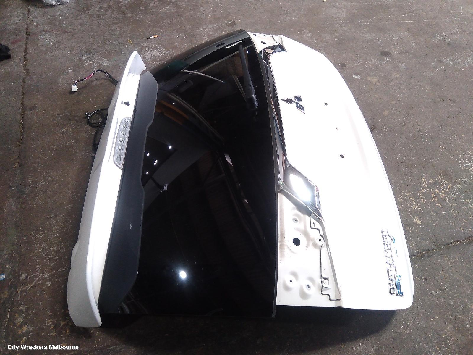 MITSUBISHI OUTLANDER BOOTLID/TAILGATE, TAILGATE, ZK-ZL, PHEV/HYBRID, W/ POWER LIFTGATE, SPOILERED & CAMERA TYPE, 07/2018 - 07/2021