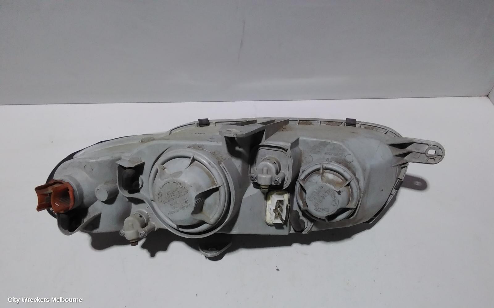 HOLDEN COMMODORE RIGHT HEADLAMP, VT, 09/1997 - 09/2002