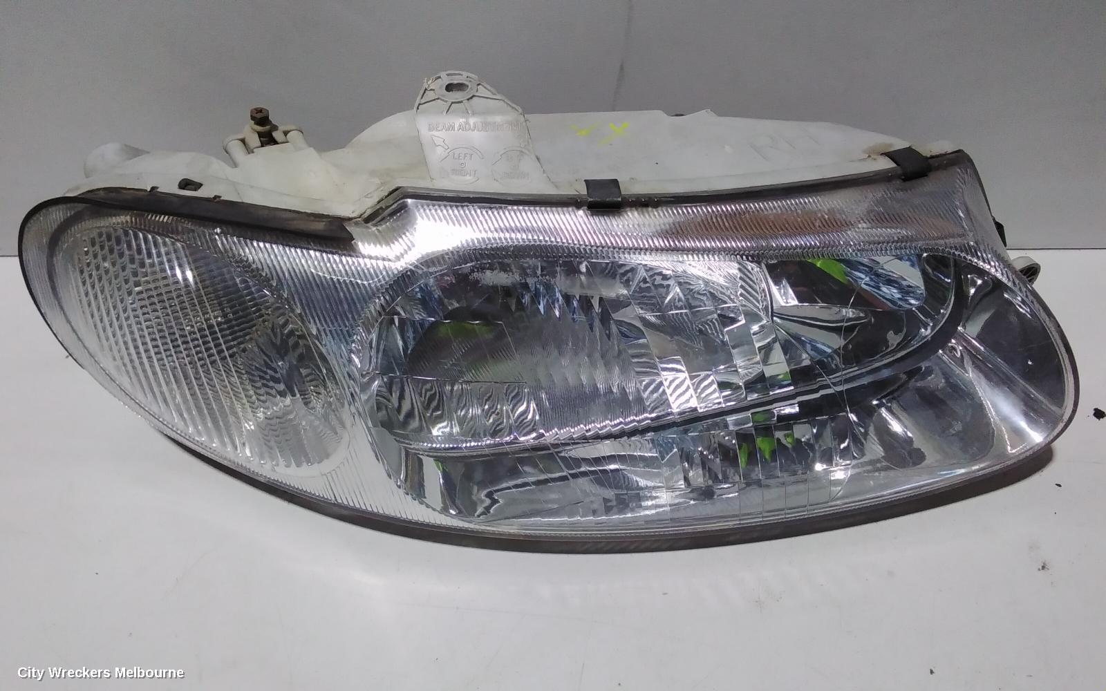 HOLDEN COMMODORE RIGHT HEADLAMP, VT, 09/1997 - 09/2002