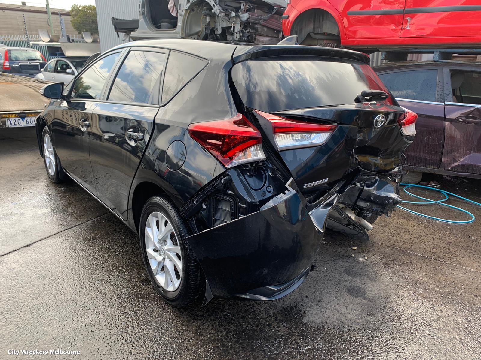 TOYOTA COROLLA LEFT FRONT WINDOW REG/MOTOR, ZRE182R, HATCH, 01/2014 - 06/2018