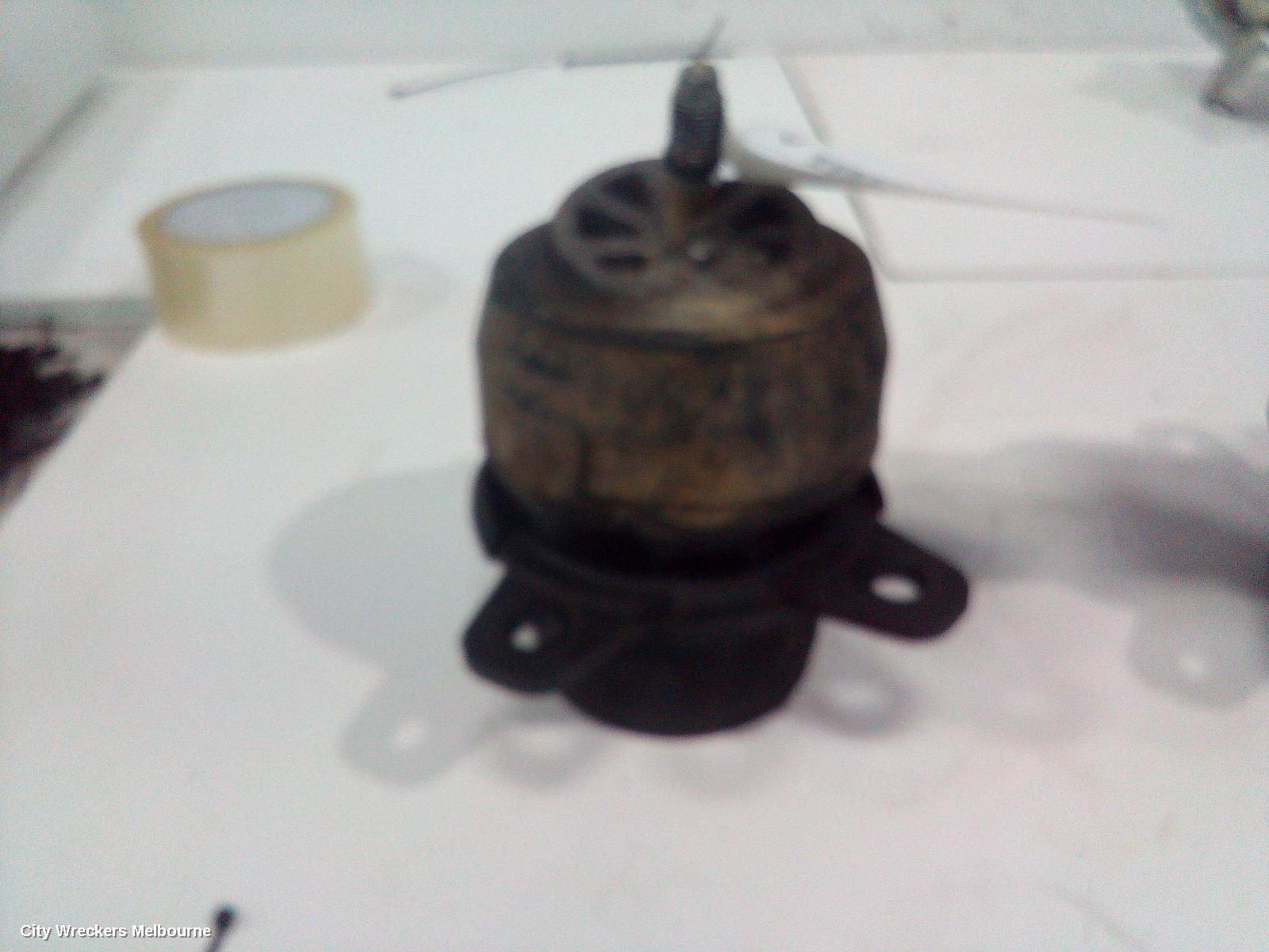 HYUNDAI ILOAD/IMAX MOUNT, TQ, 11/2007 - 03/2021