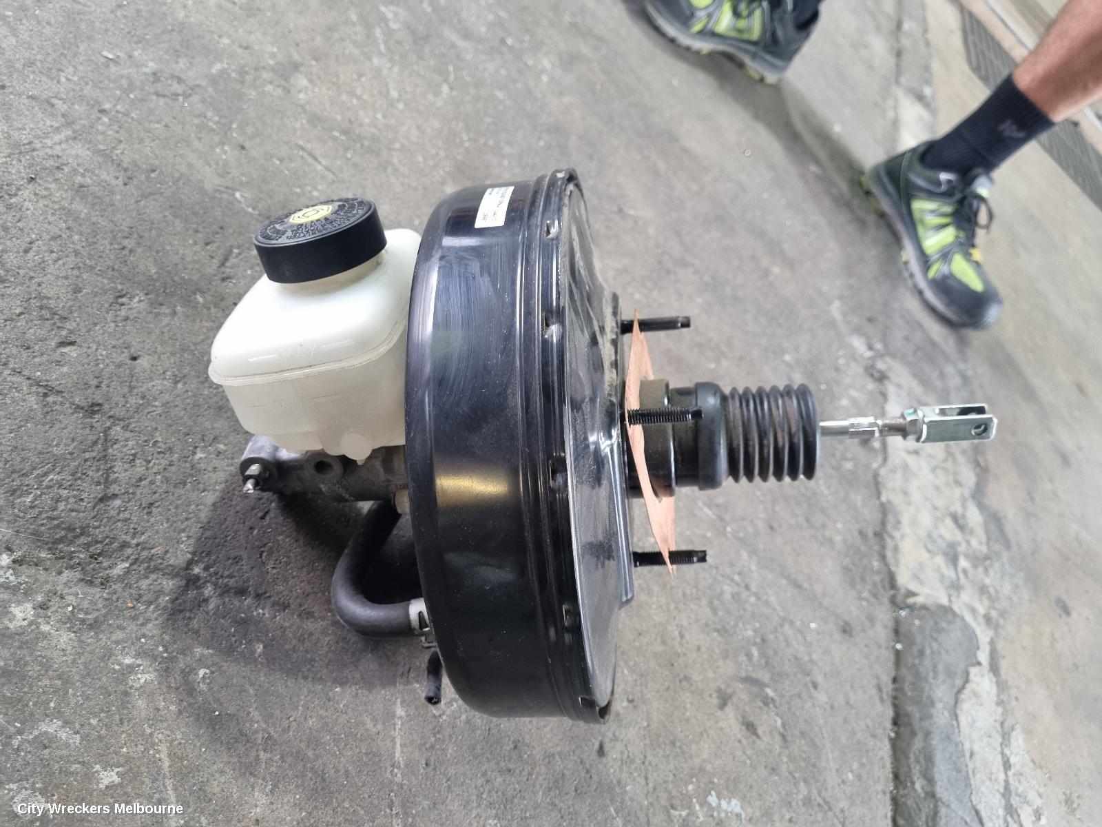 TOYOTA HIACE BRAKE BOOSTER, TRH, PETROL, 2.7, 2TR-FE, 11/2010 - 08/2015