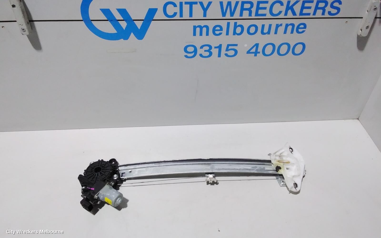 HONDA CIVIC RIGHT FRONT WINDOW REG/MOTOR, 10TH GEN, HATCH, 05/2016 - 08/2021
