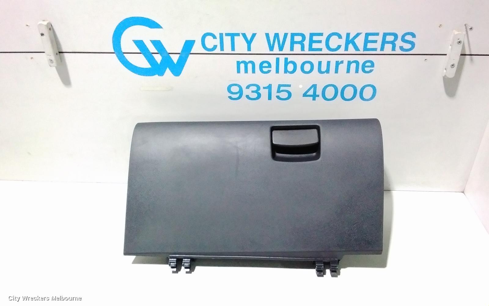 SUBARU FORESTER GLOVE BOX, SK, 08/2018 - 11/2024
