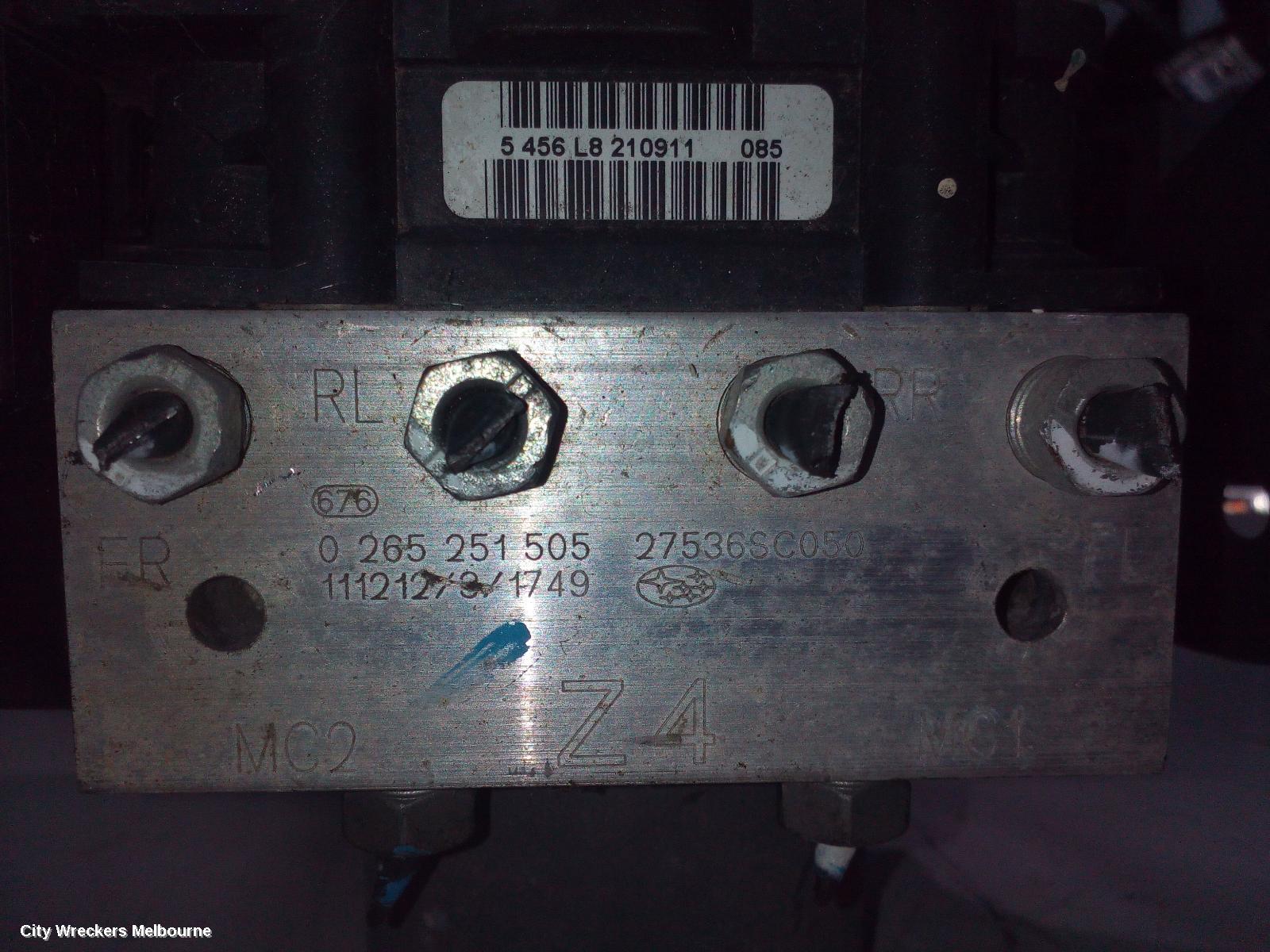 SUBARU FORESTER ABS PUMP/MODULATOR, P/N 27536SC050, VDC TYPE, 02/2008 - 12/2012