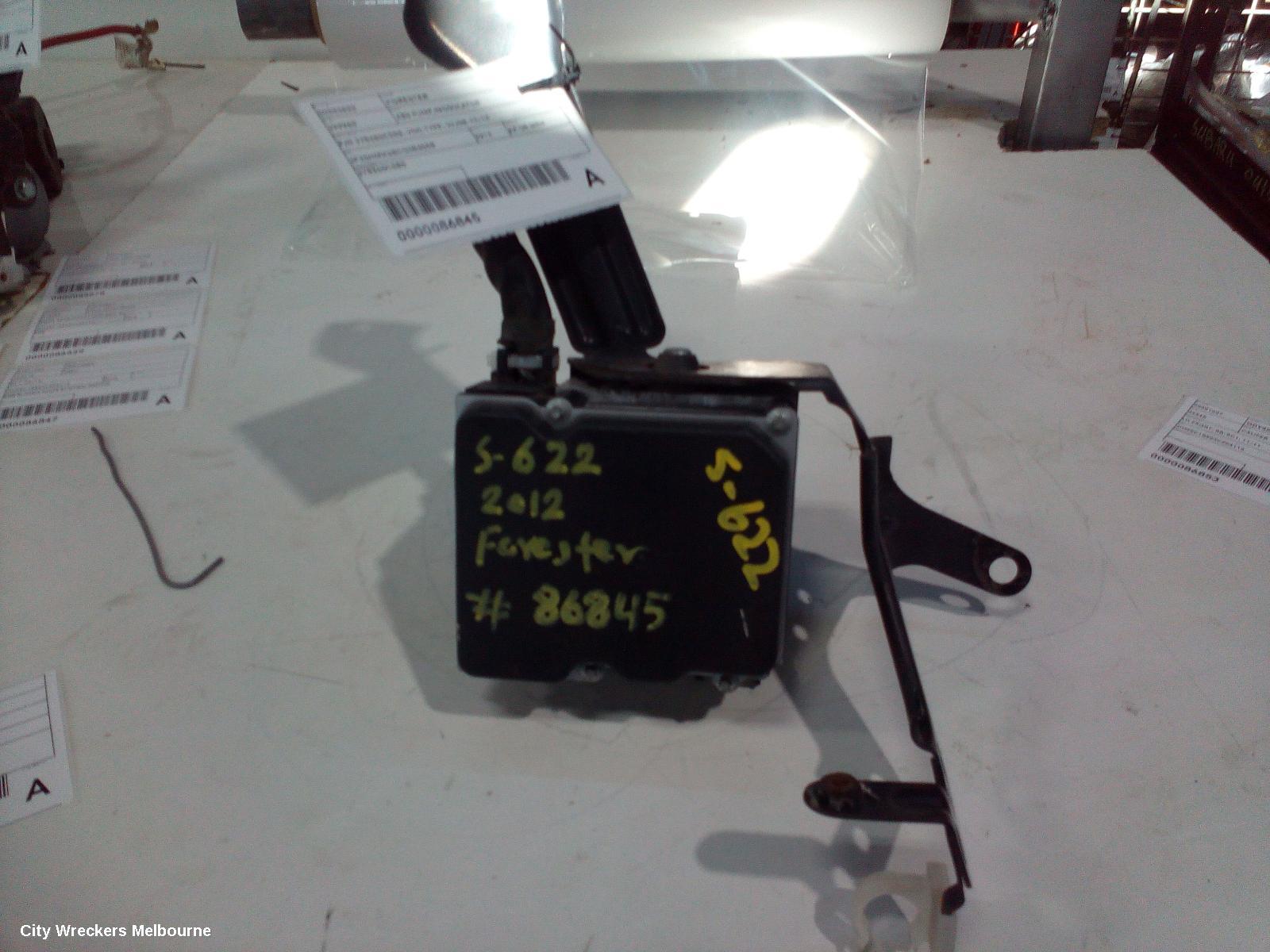 SUBARU FORESTER ABS PUMP/MODULATOR, P/N 27536SC050, VDC TYPE, 02/2008 - 12/2012