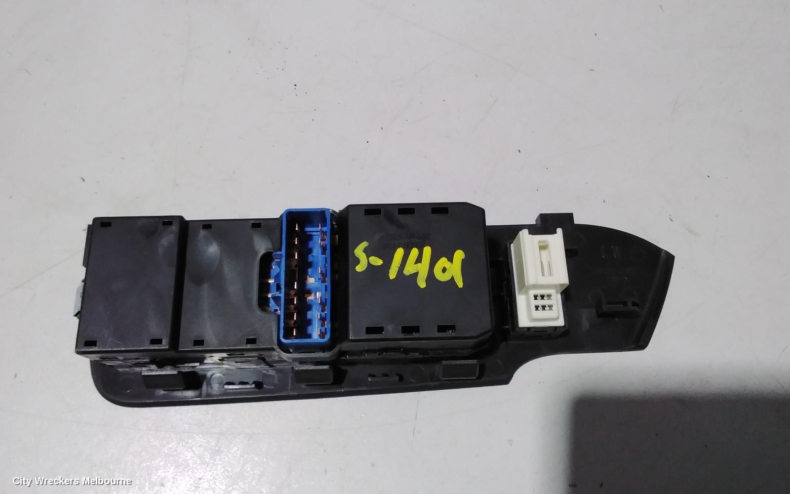 HOLDEN CAPTIVA PWR DR WIND SWITCH, RH FRONT (MASTER SWITCH), CAPTIVA 7 (VIN KL3C), CG, 01/2014 - 06/2018