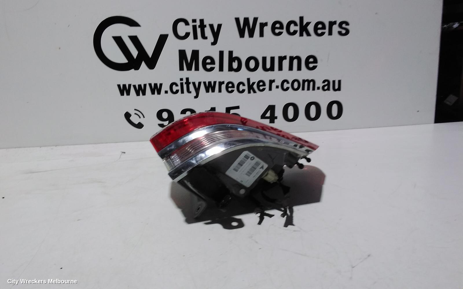 JEEP GRANDCHEROKEE RIGHT TAILLIGHT, WK, LAREDO/OVERLAND/LIMITED, W/ CHROME BEZEL, 04/2013 ONWARDS