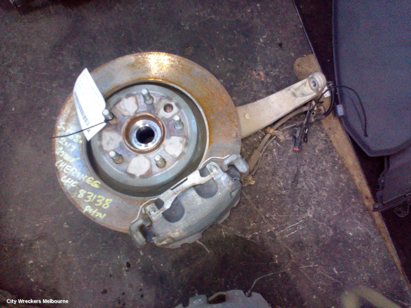 JEEP GRANDCHEROKEE LEFT FRONT HUB ASSEMBLY, WK, 2WD/4WD, NON SRT, 09/2016 ONWARDS