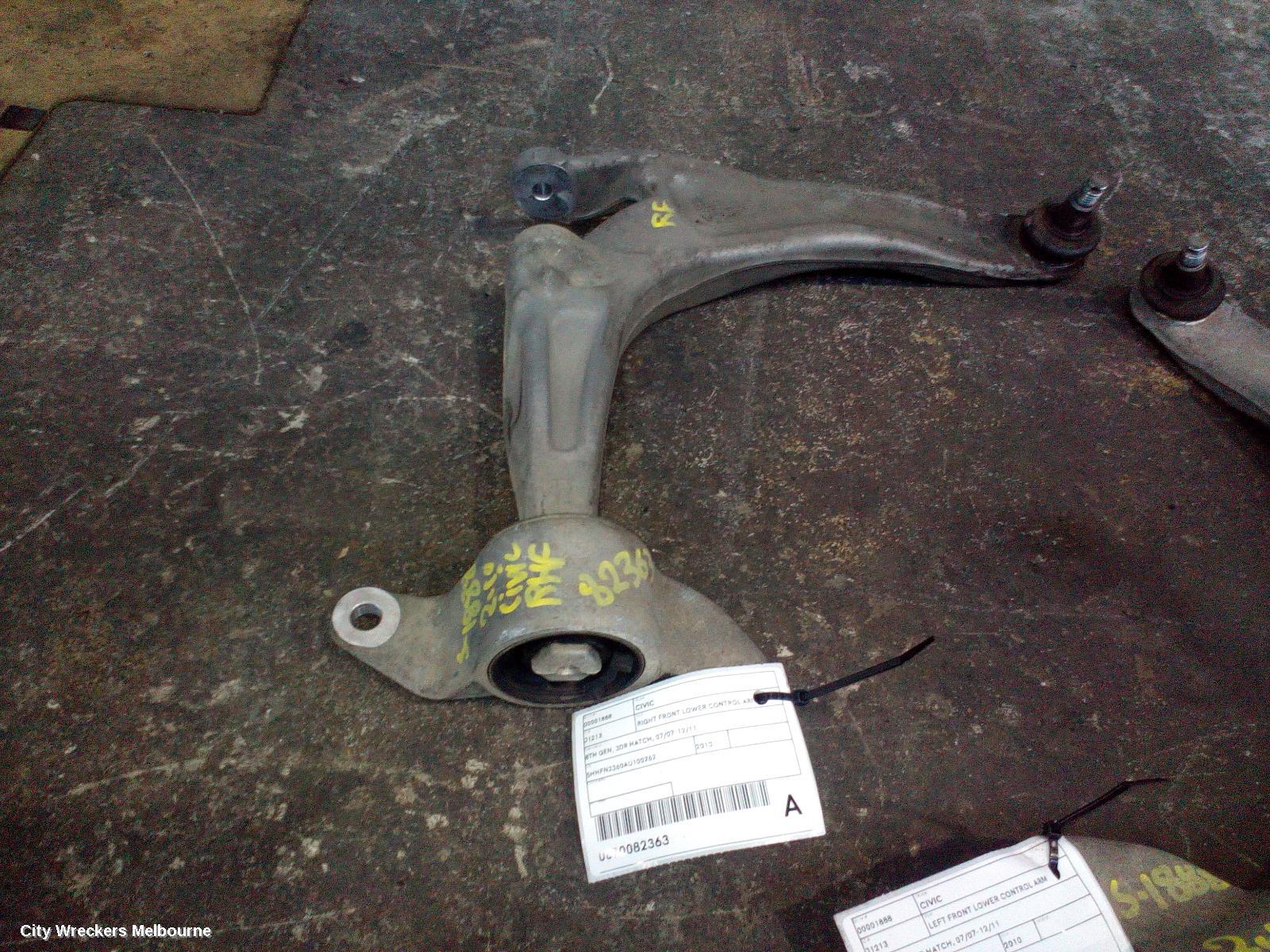 HONDA CIVIC RIGHT FRONT LOWER CONTROL ARM, 8TH GEN, 3DR HATCH, 07/2007 - 12/2011