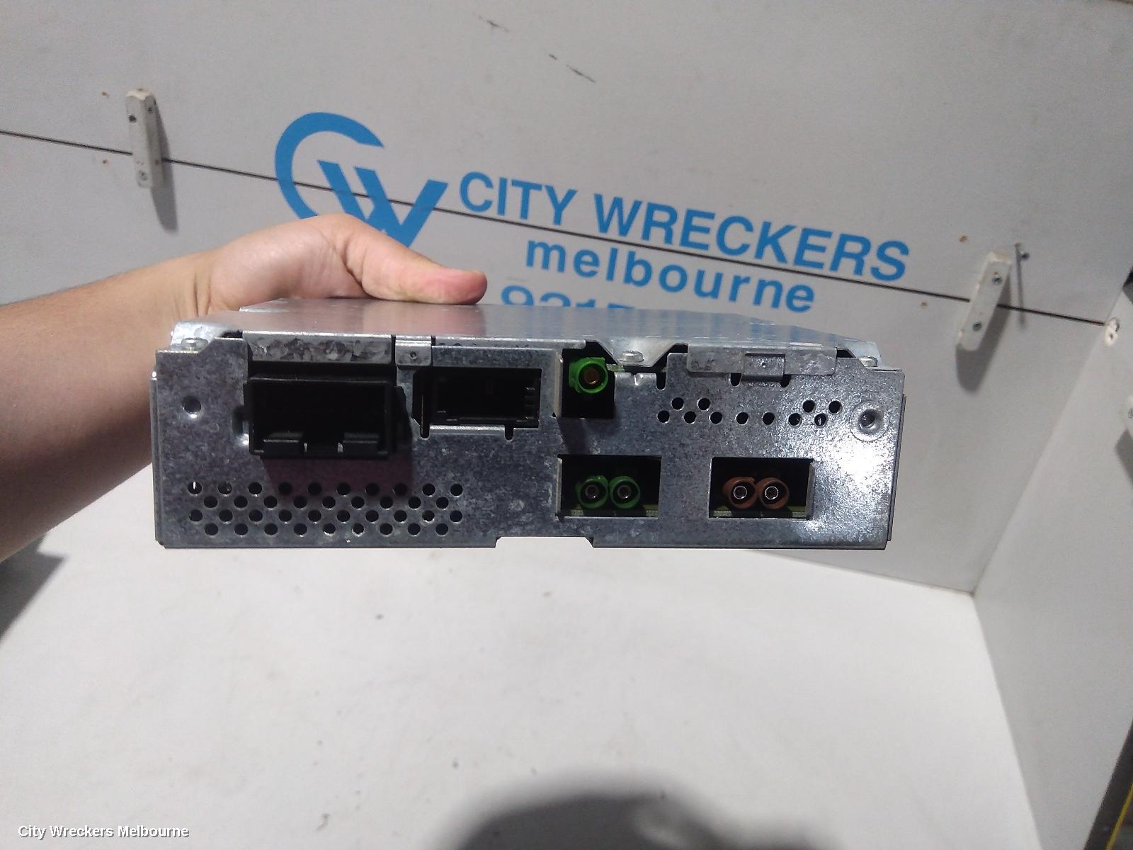 AUDI Q7 RADIO/CD/DVD/SAT/TV, TV TUNER, 4L, 09/2006 - 08/2015