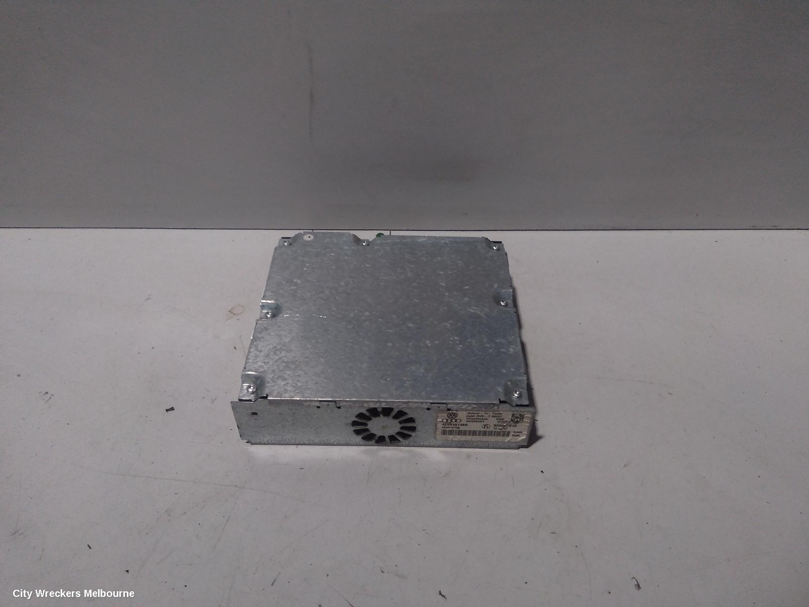 AUDI Q7 RADIO/CD/DVD/SAT/TV, TV TUNER, 4L, 09/2006 - 08/2015