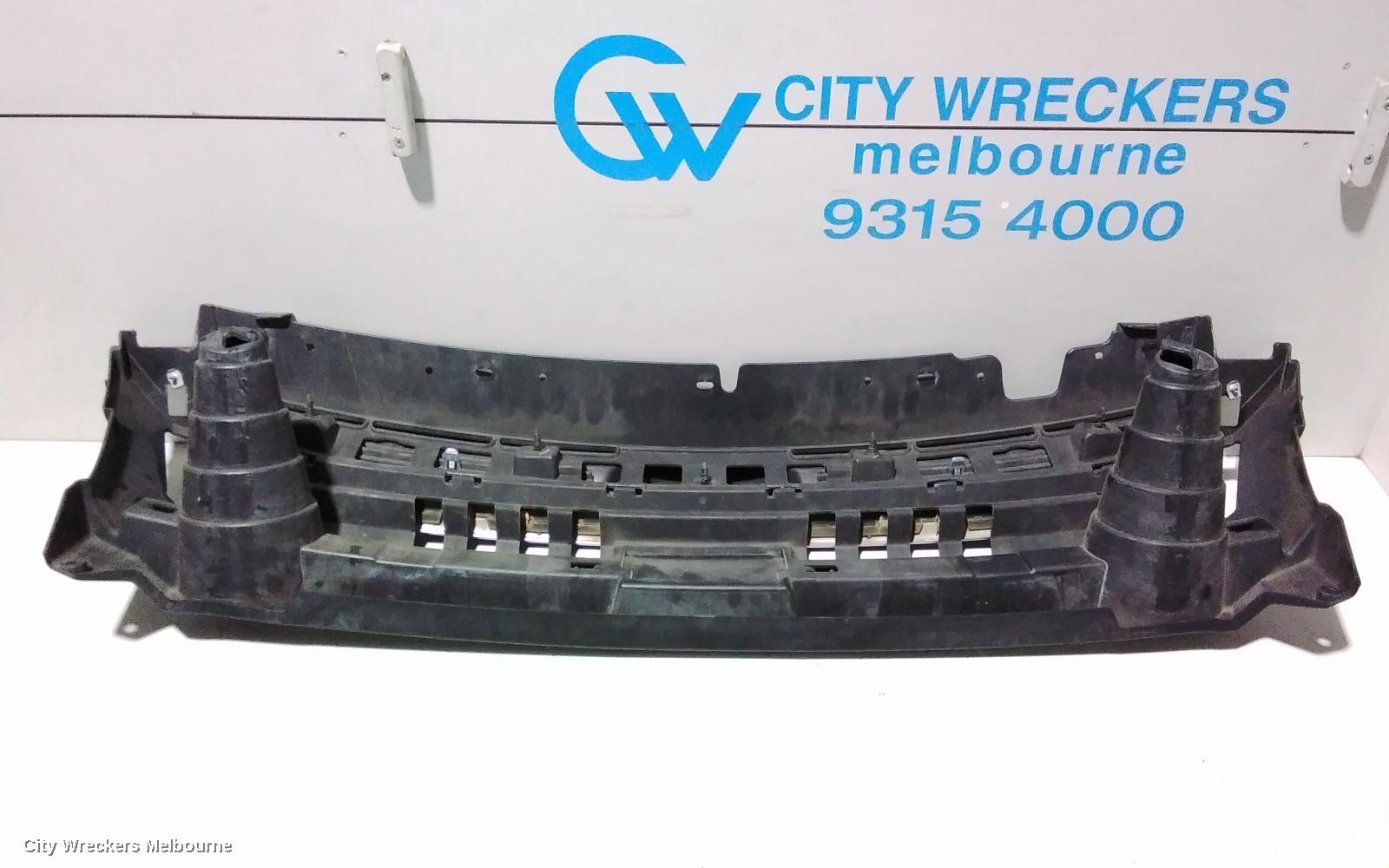 FORD KUGA GRILLE, RADIATOR GRILLE, TF, TREND/AMBIENTE, 11/2012 - 09/2016
