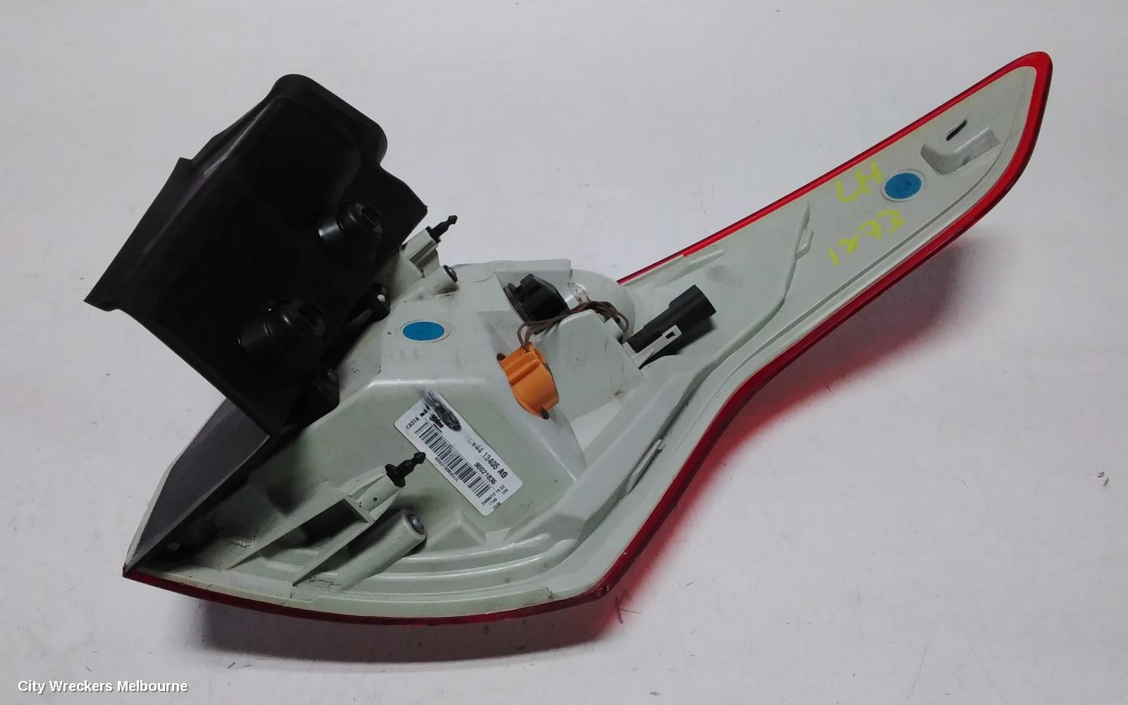 FORD KUGA LEFT TAILLIGHT, TF, IN BODY, TREND/AMBIENTE, STANDARD TYPE, 11/2012 - 09/2016