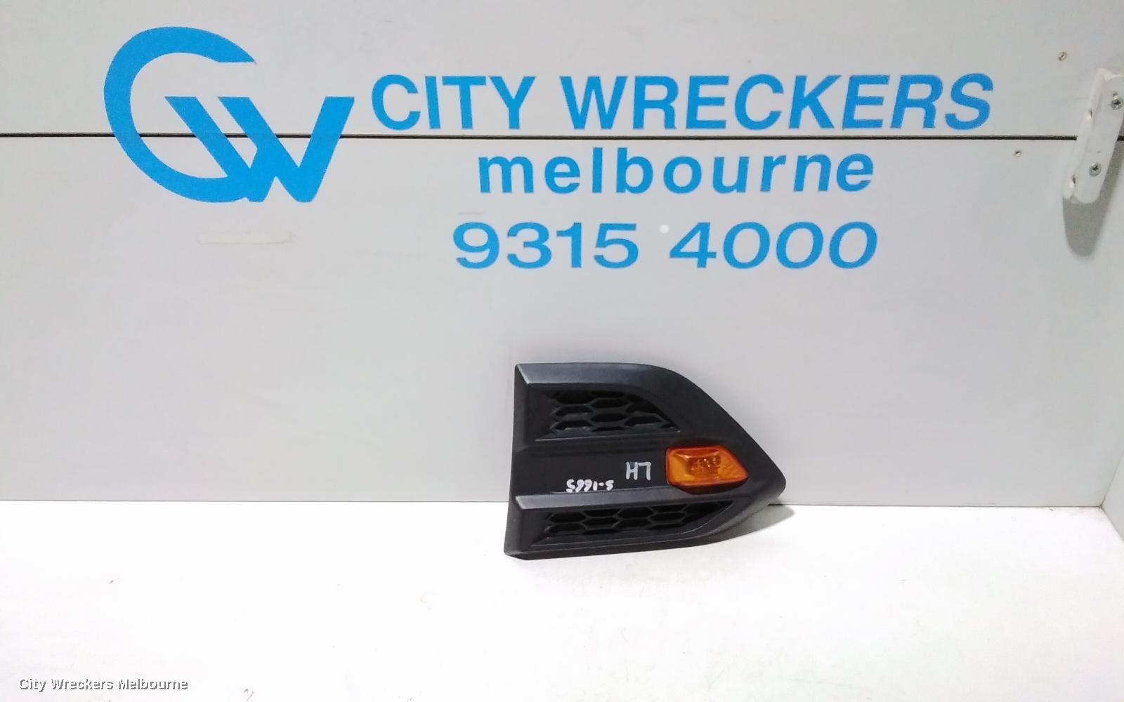 FORD RANGER LEFT INDICATOR/FOG/SIDE, GUARD VENT, W/ REPEATER LAMP, PX SERIES 2-3, 06/2015 ONWARDS