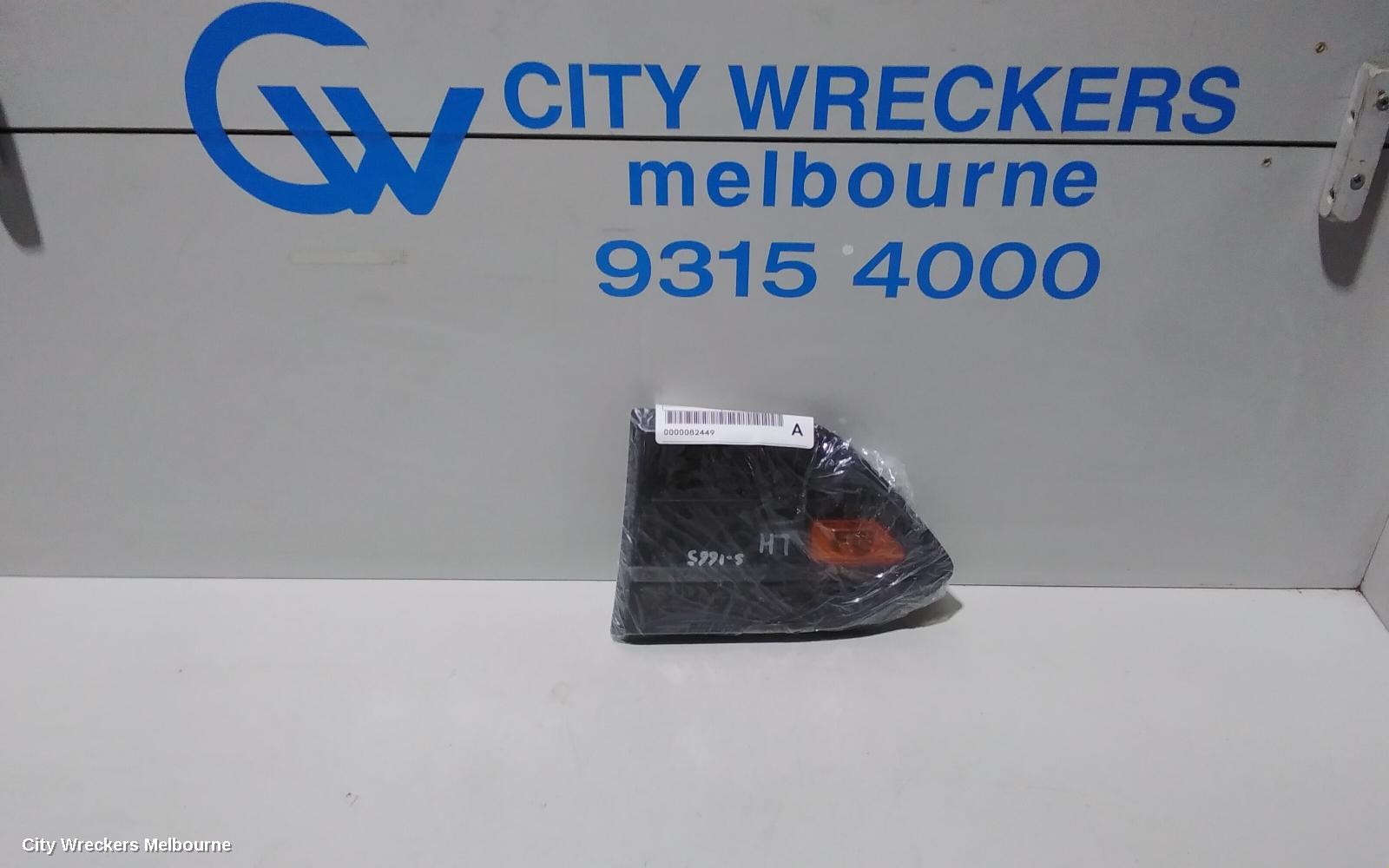 FORD RANGER LEFT INDICATOR/FOG/SIDE, GUARD VENT, W/ REPEATER LAMP, PX SERIES 2-3, 06/2015 ONWARDS