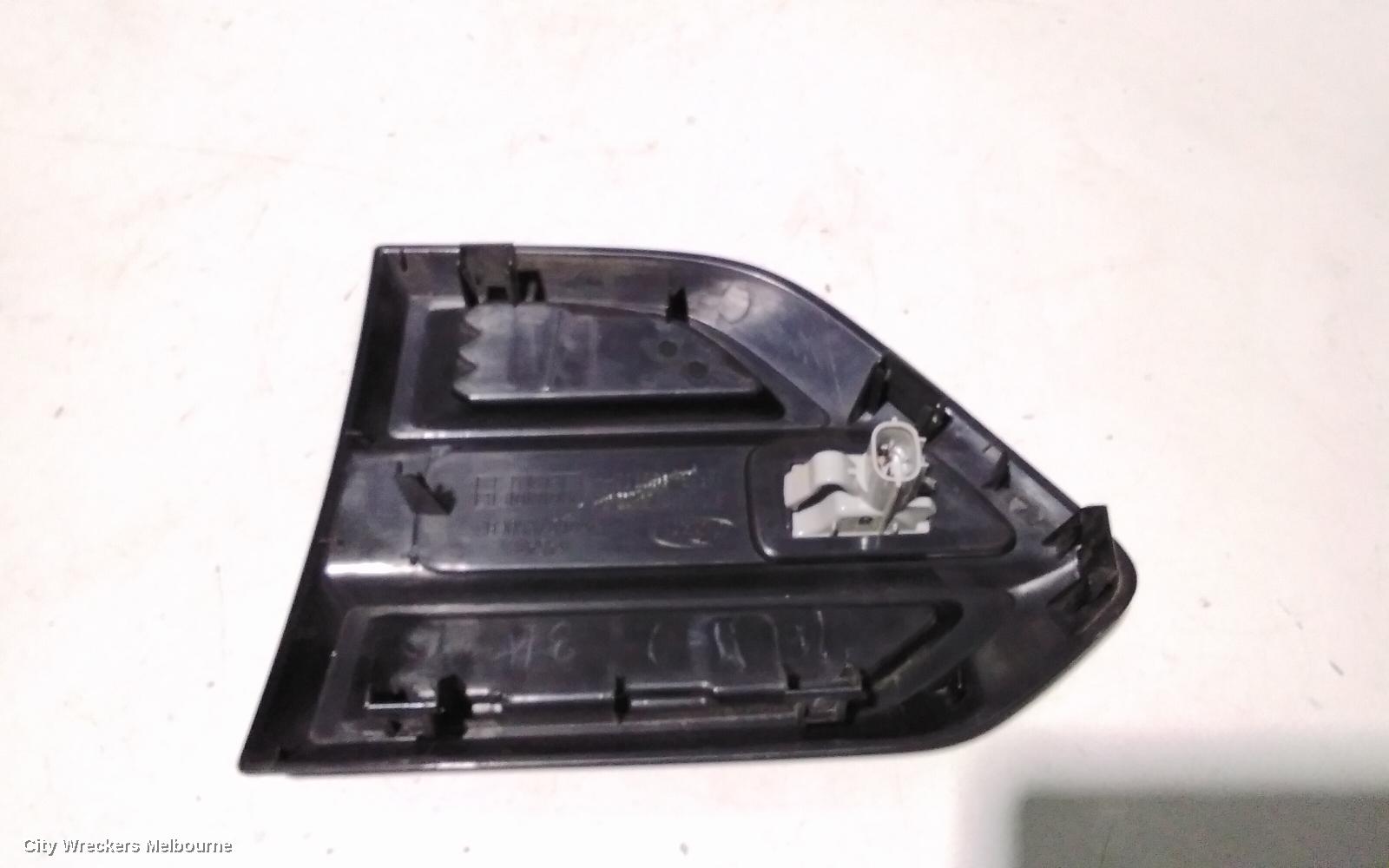 FORD RANGER RIGHT INDICATOR/FOG/SIDE, GUARD VENT, W/ REPEATER LAMP, PX SERIES 2-3, 06/2015 ONWARDS