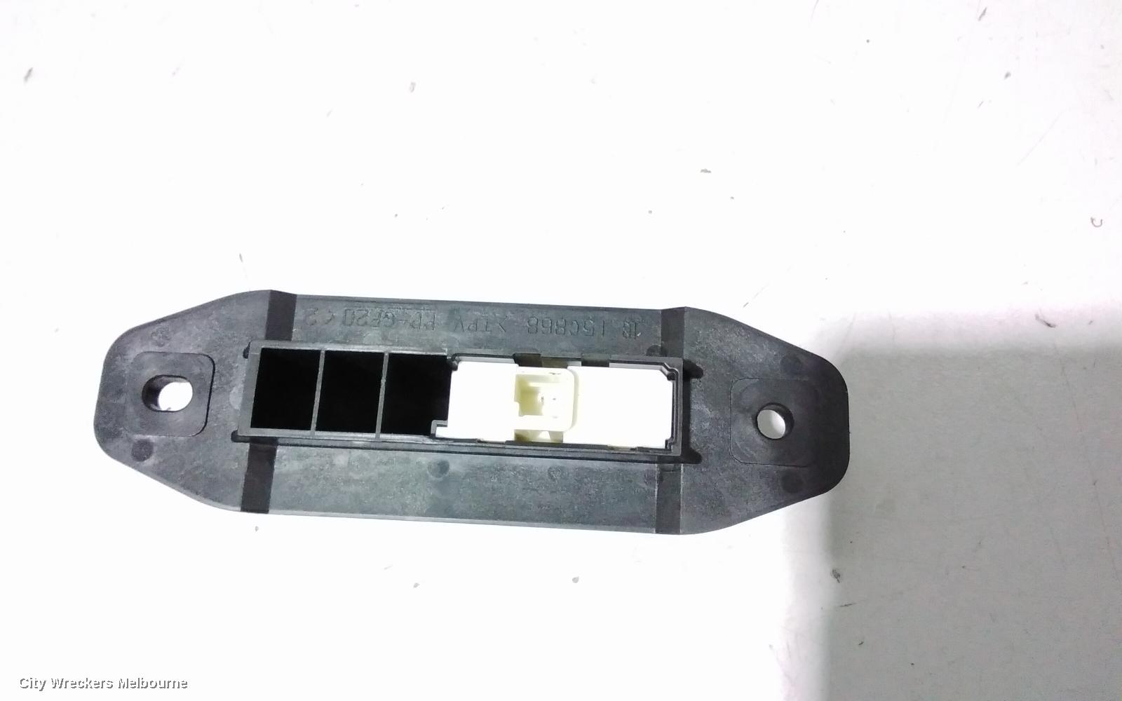 TOYOTA COROLLA TAILGATE HANDLE, ZRE182R 10/2012 - 06/2018