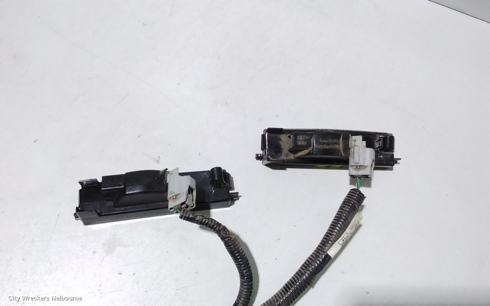 TOYOTA COROLLA, ZRE182R 10/2012 - 06/2018, NUMBER PLATE LIGHT: 82453