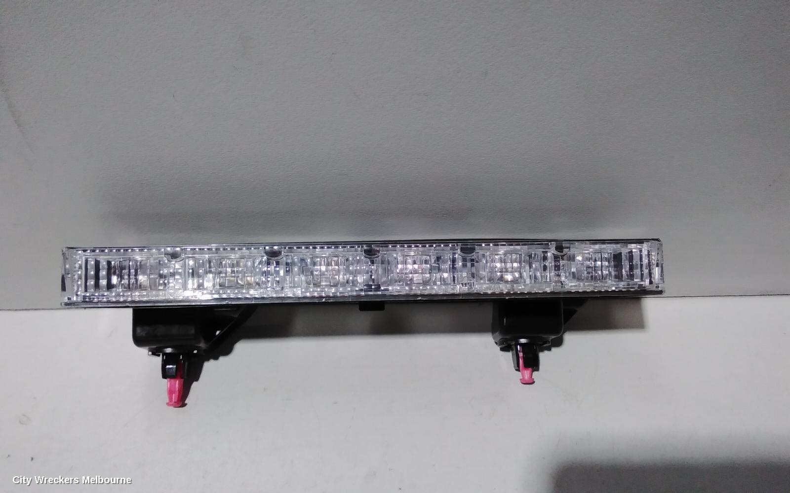 TOYOTA COROLLA HIGH LEVEL STOPLIGHT, ZRE182R 10/2012 - 06/2018