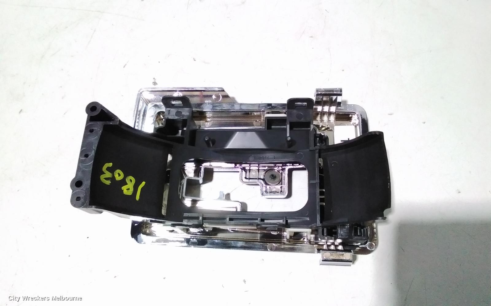 MITSUBISHI ASX, 05/2010 ONWARDS, GEAR SHIFTER SUROUND: 82489