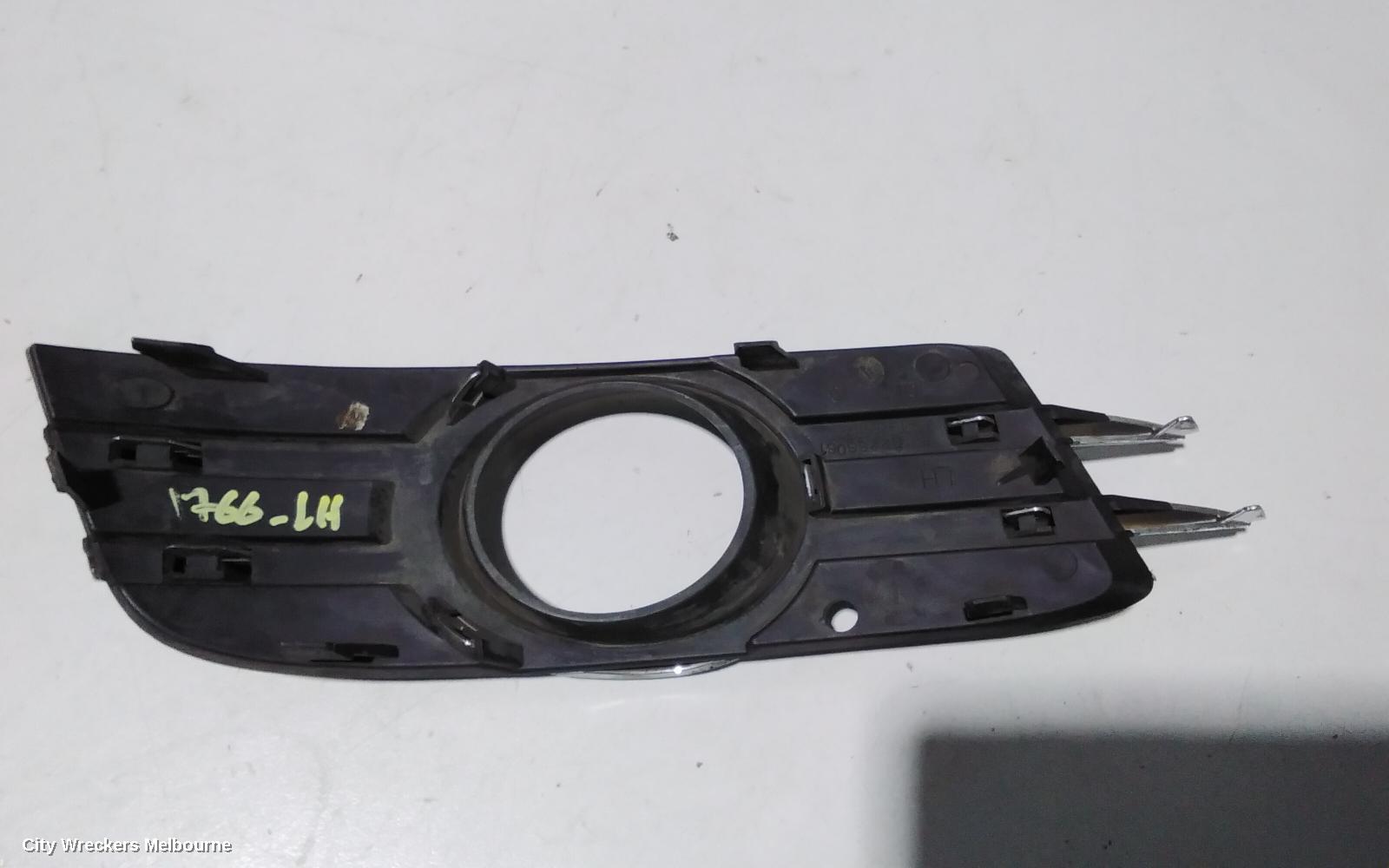 HOLDEN COMMODORE LEFT INDICATOR/FOG/SIDE, BUMPER FOGLAMP, VE, 09/2010 - 04/2013