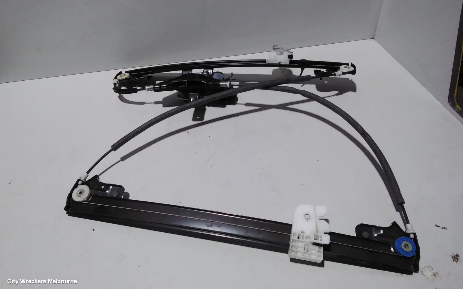 NISSAN PATHFINDER LEFT FRONT WINDOW REG/MOTOR, R52, 06/2013 - 04/2021