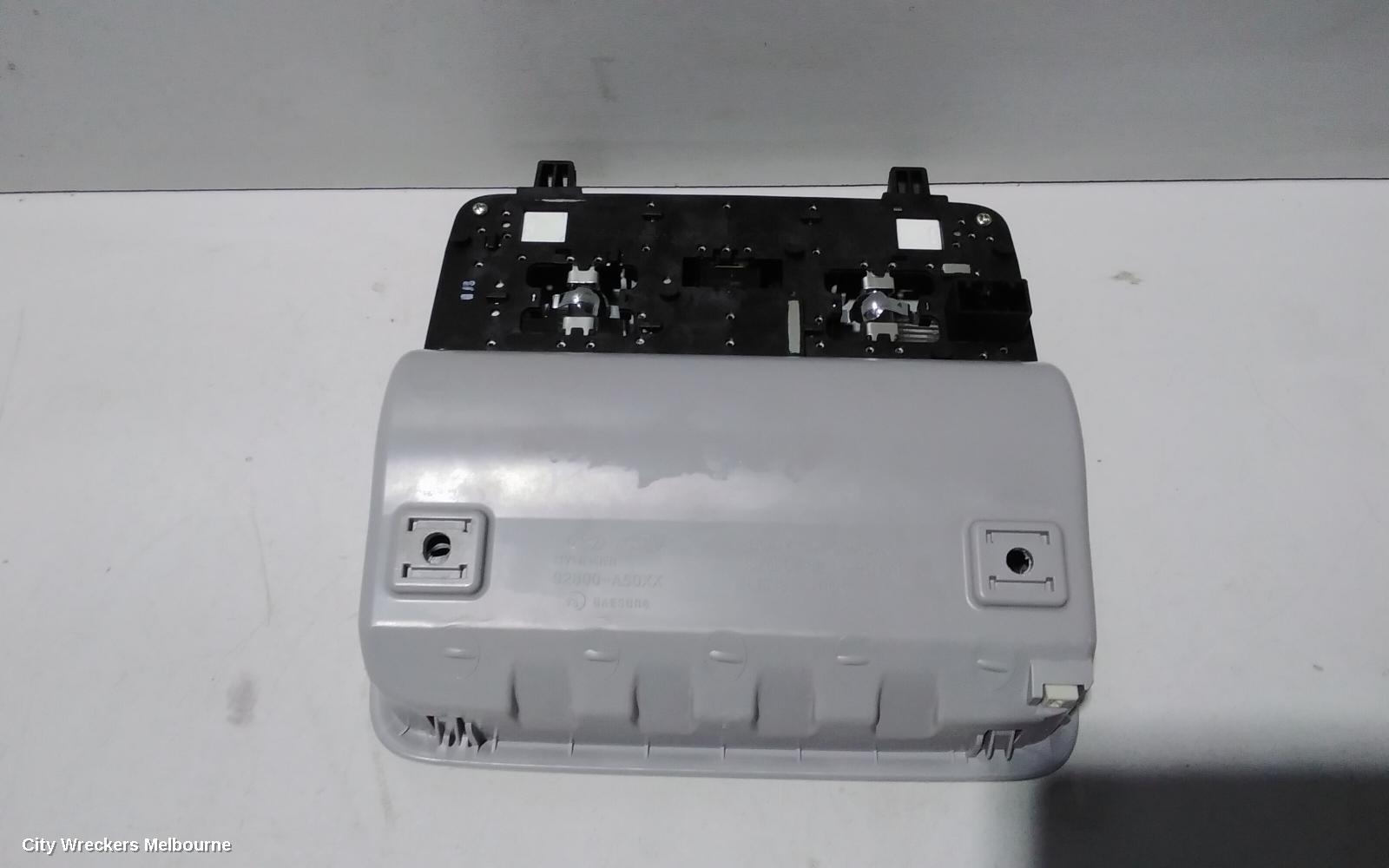 HYUNDAI I30 COURTESY LIGHT, FRONT, W/ SUNGLASS HOLDER TYPE, GD, 03/2012 - 02/2017