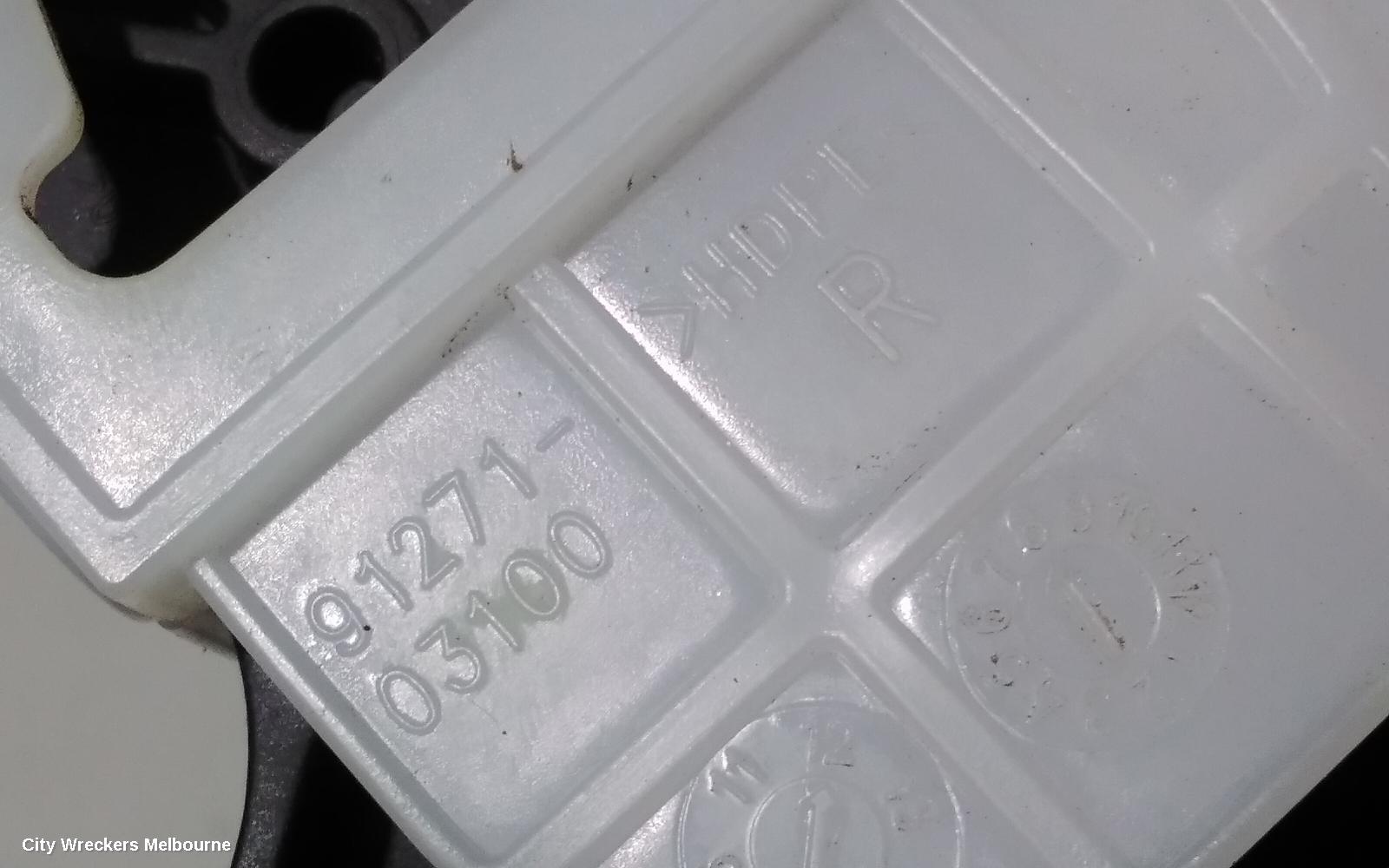 HYUNDAI I30 DOOR HANDLE, OUTER, RH FRONT, NON KEYLESS ENTRY TYPE, GD (CZECH-VIN TMAD), 12/2012 - 02/2017
