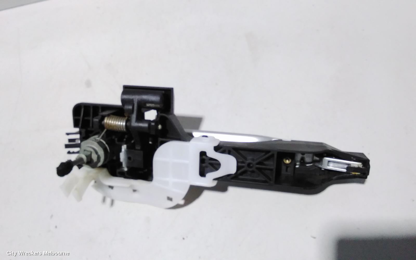 HYUNDAI I30 DOOR HANDLE, OUTER, RH FRONT, NON KEYLESS ENTRY TYPE, GD (CZECH-VIN TMAD), 12/2012 - 02/2017