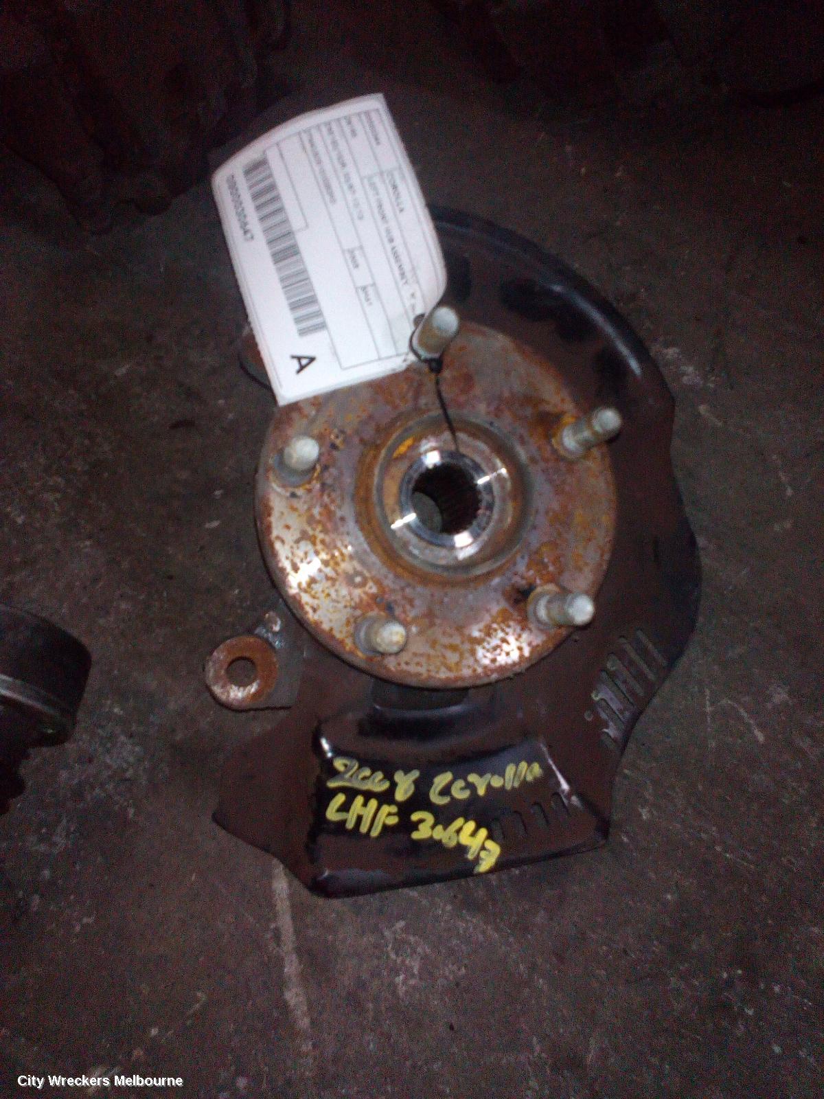 TOYOTA COROLLA LEFT FRONT HUB ASSEMBLY, ZRE152/20153R, 03/2007 - 12/2013