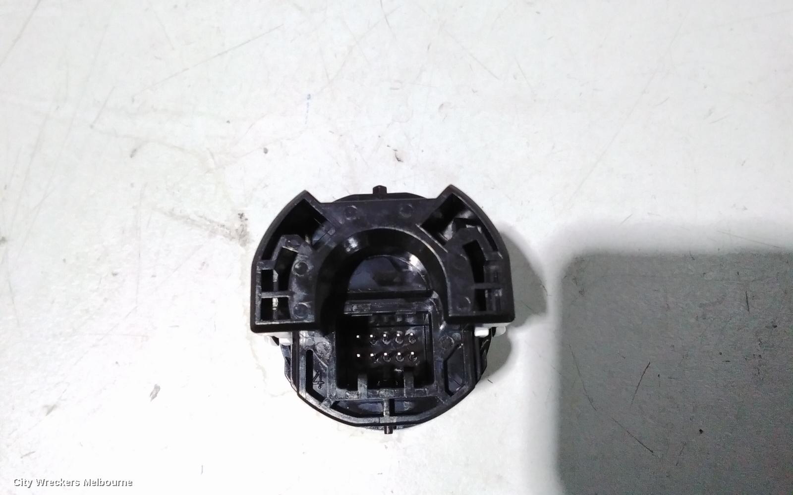 HONDA CRV, RW, 05/2017 - 08/2023, PUSH START STOP BUTTON: 82735