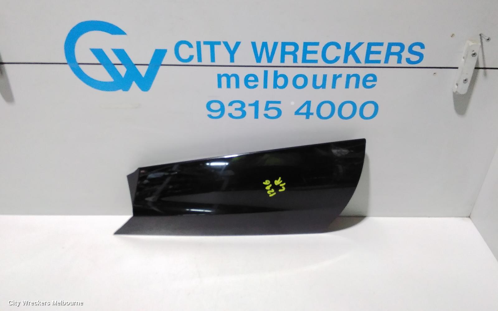 LAND ROVER DISCOVERY SPORT, L550, 01/2015 ONWARDS, LHR CORNER OUTER TRIM : 82766