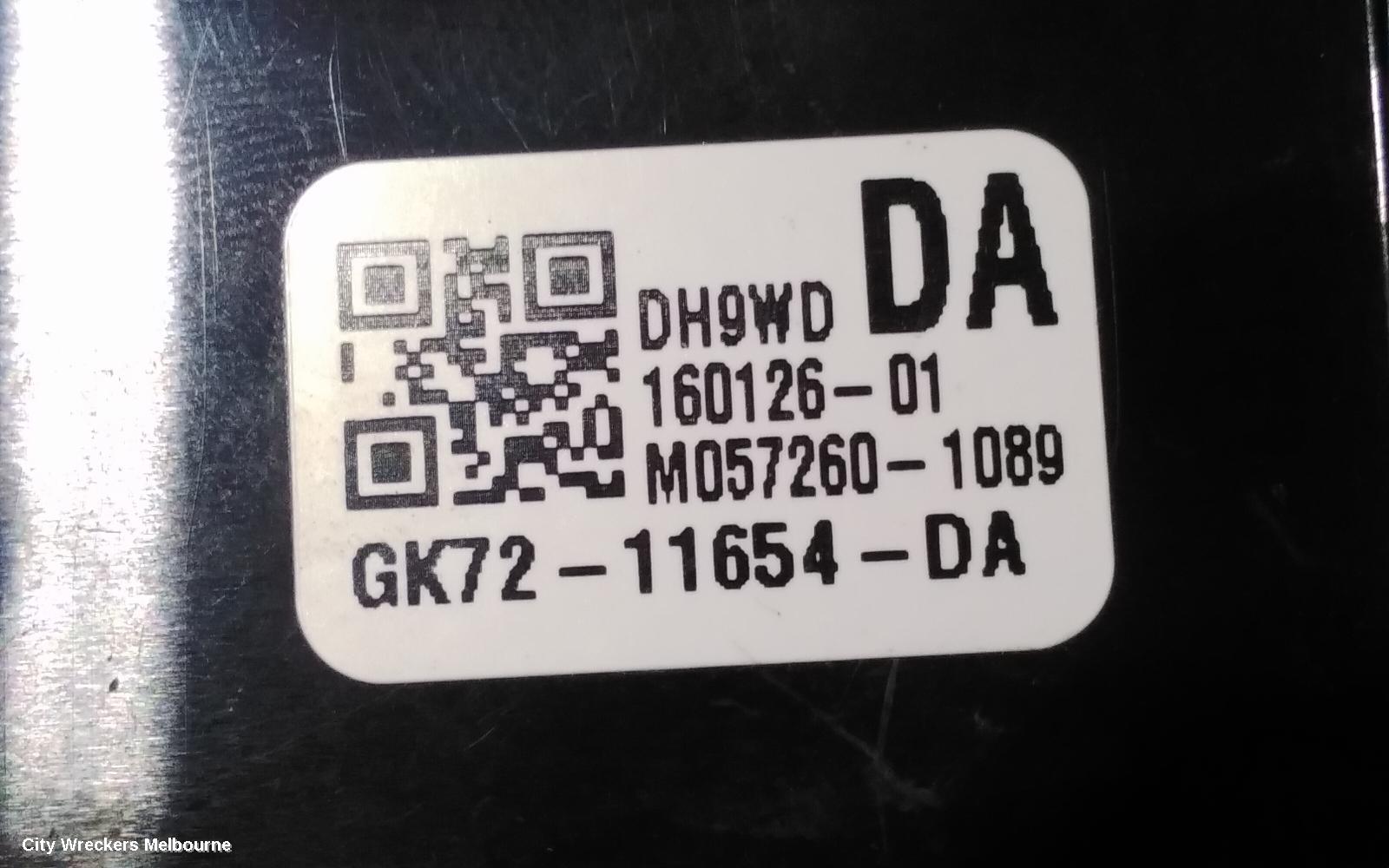 LAND ROVER DISCOVERY SPORT, L550, 01/2015 ONWARDS, GK72-11654-DA   TAILGATE TRUNK RELEASE SWITCH : 82768