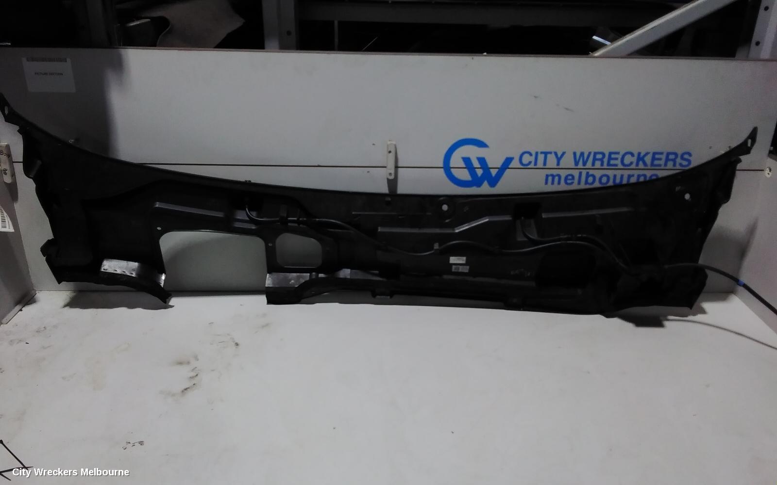 LAND ROVER DISCOVERY SPORT PLENUM CHAMBER, L550, 01/2015 ONWARDS