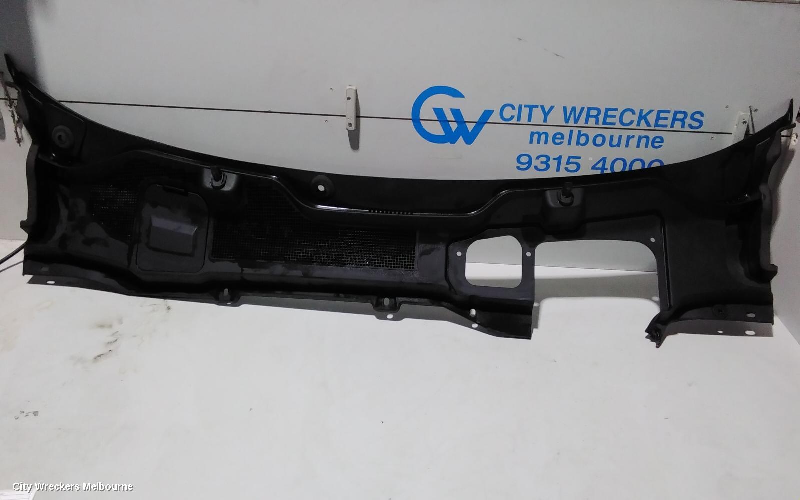 LAND ROVER DISCOVERY SPORT PLENUM CHAMBER, L550, 01/2015 ONWARDS