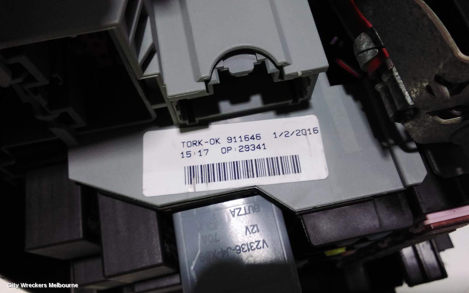 LAND ROVER DISCOVERY SPORT FUSE BOX, ENGINE BAY, DIESEL, L550, 01/2015 ONWARDS