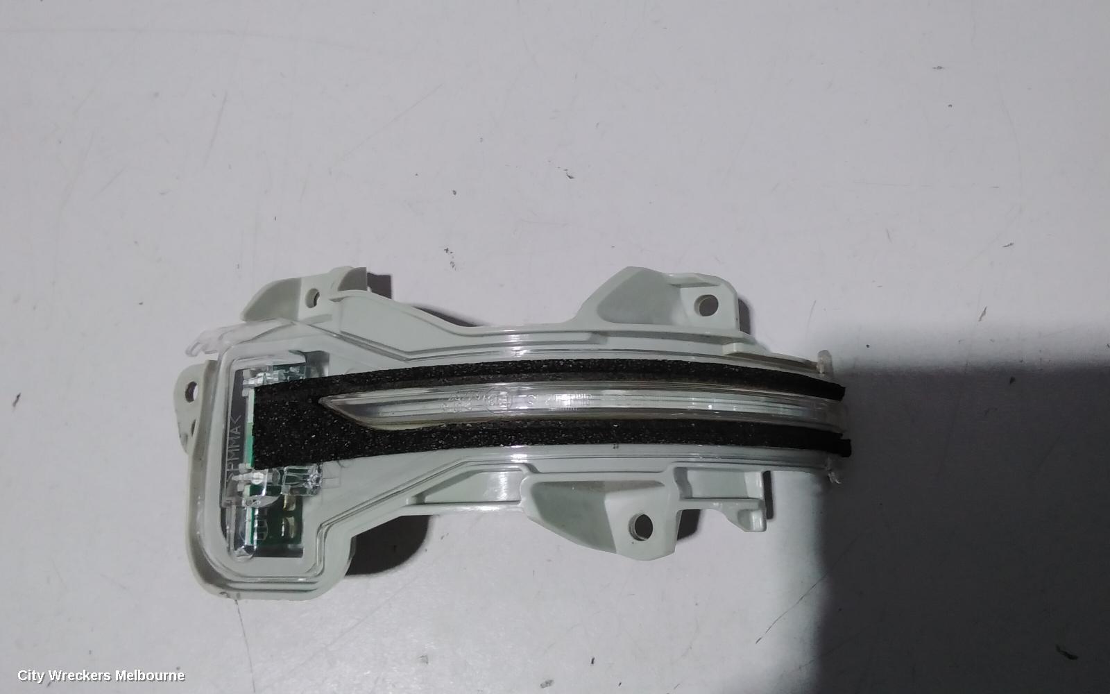 HONDA CRV RIGHT DOOR MIRROR, RW, POWER FOLDING, HEATED, NON CAMERA TYPE, 05/2017 - 08/2023