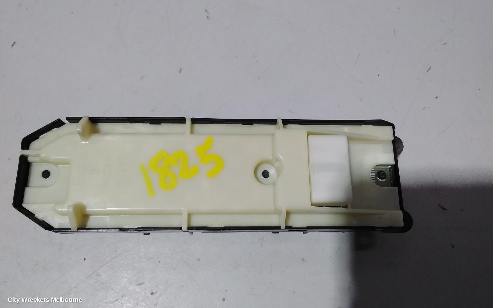 TOYOTA TARAGO PWR DR WIND SWITCH, RH FRONT (MASTER SWITCH), 4 SWITCH TYPE, ACR50R, 03/2006 - 06/2007