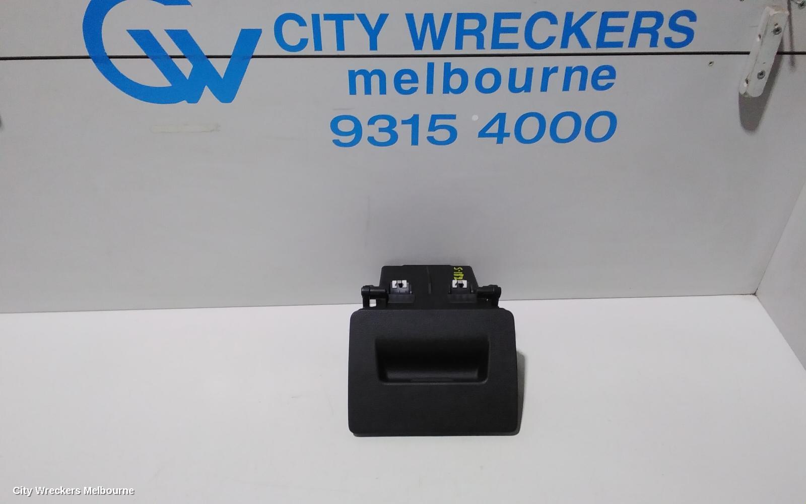 BMW X1 GLOVE BOX, F48, 08/2015 - 06/2022