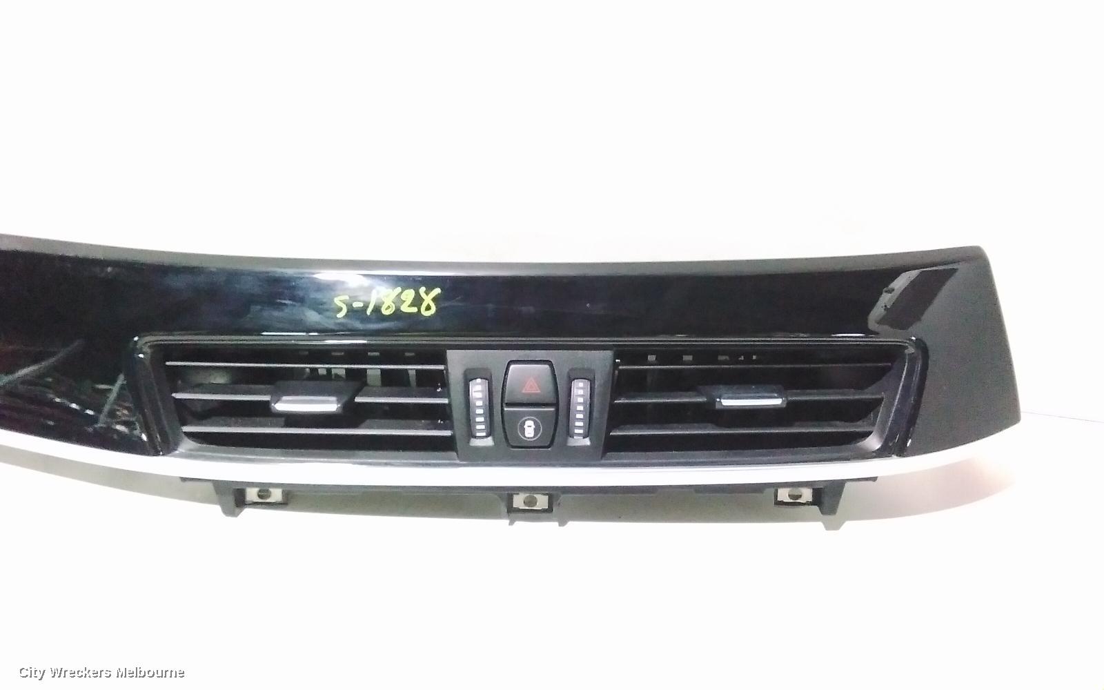 BMW X1, F48, 08/2015 - 06/2022, CENTER AIRVENT WITH TRIM: 82785