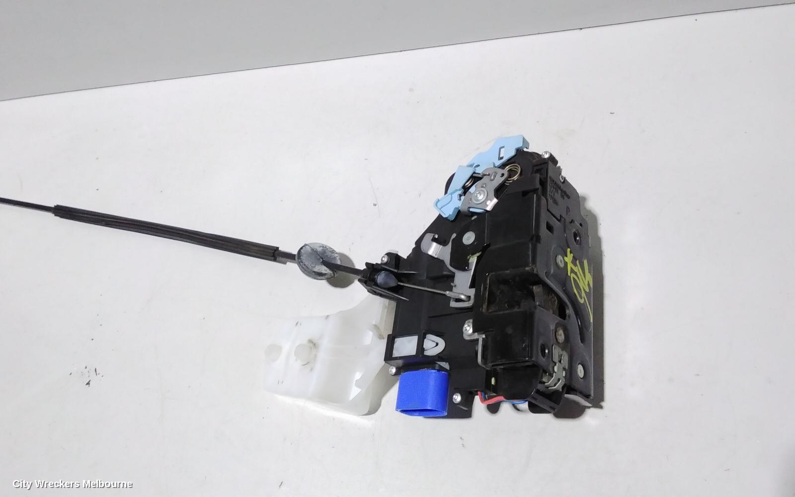 VOLKSWAGEN CADDY DOOR/BOOT/GATE LOCK, RIGHT FRONT DOOR LOCK, 2K, 12/2004 - 08/2010