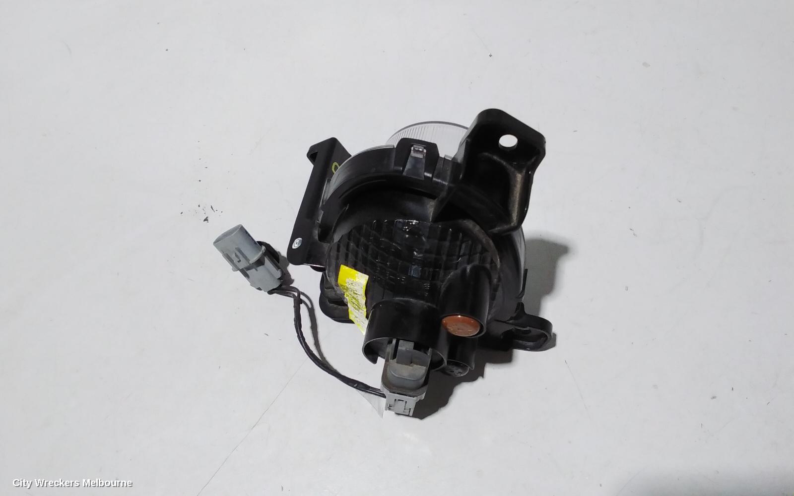 KIA RIO RIGHT INDICATOR/FOG/SIDE, BUMPER FOGLAMP, YB, PROJECTOR TYPE, 12/2016 ONWARDS