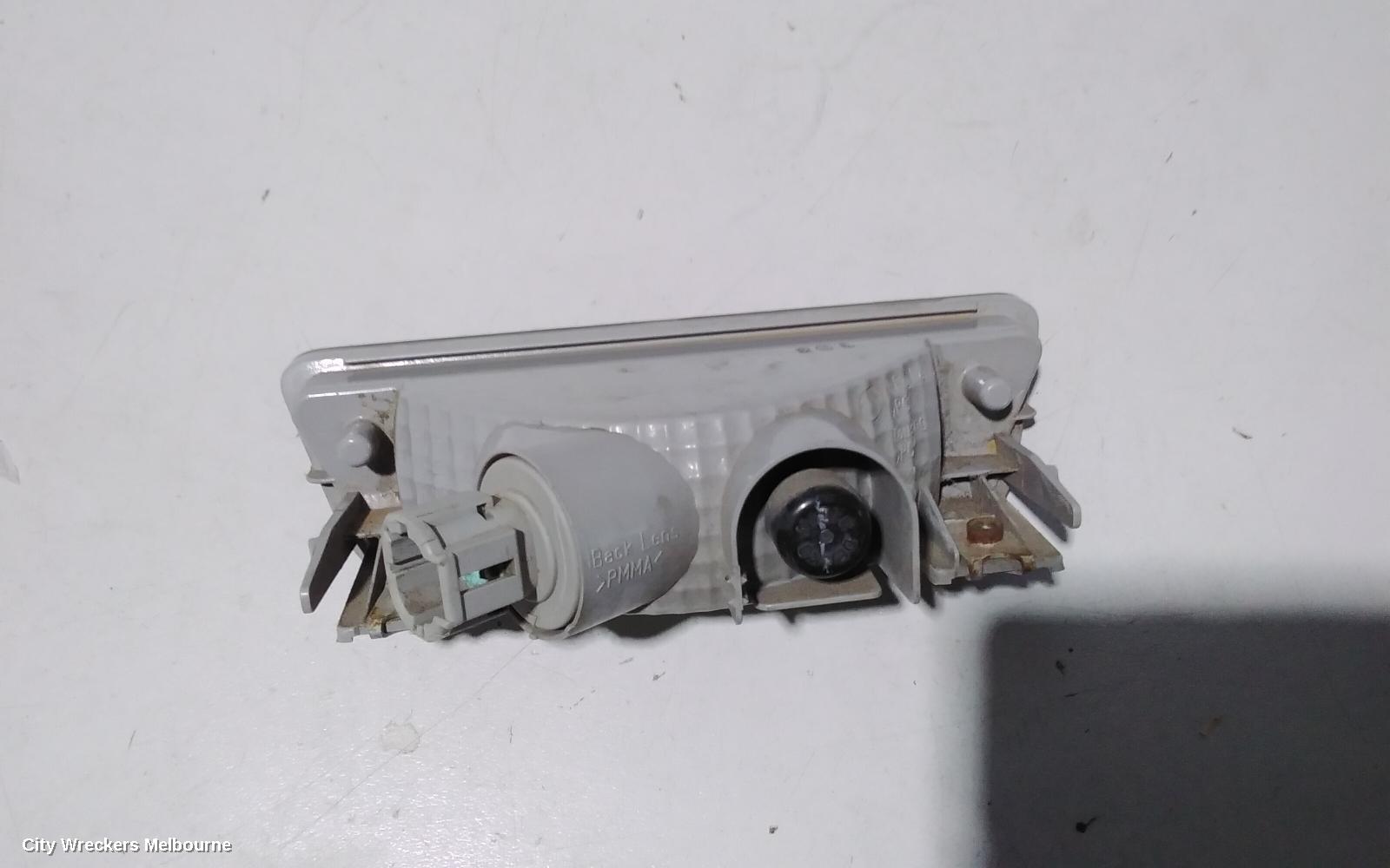 NISSAN XTRAIL LEFT TAILLIGHT, T31, BUMPER REFLECTOR, 09/2007 - 12/2013