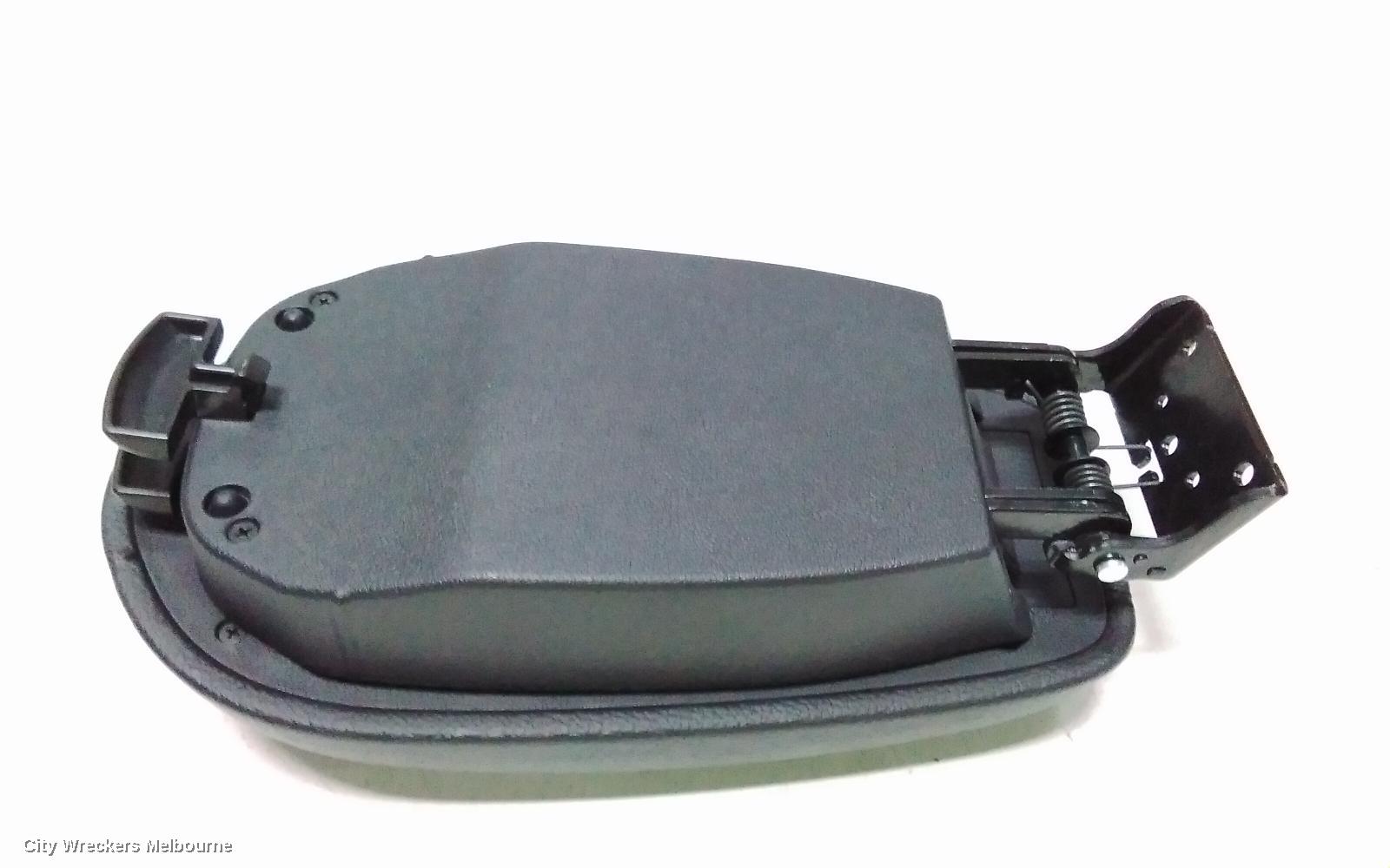 HYUNDAI VELOSTER CONSOLE, FS, 02/2012 - 02/2018