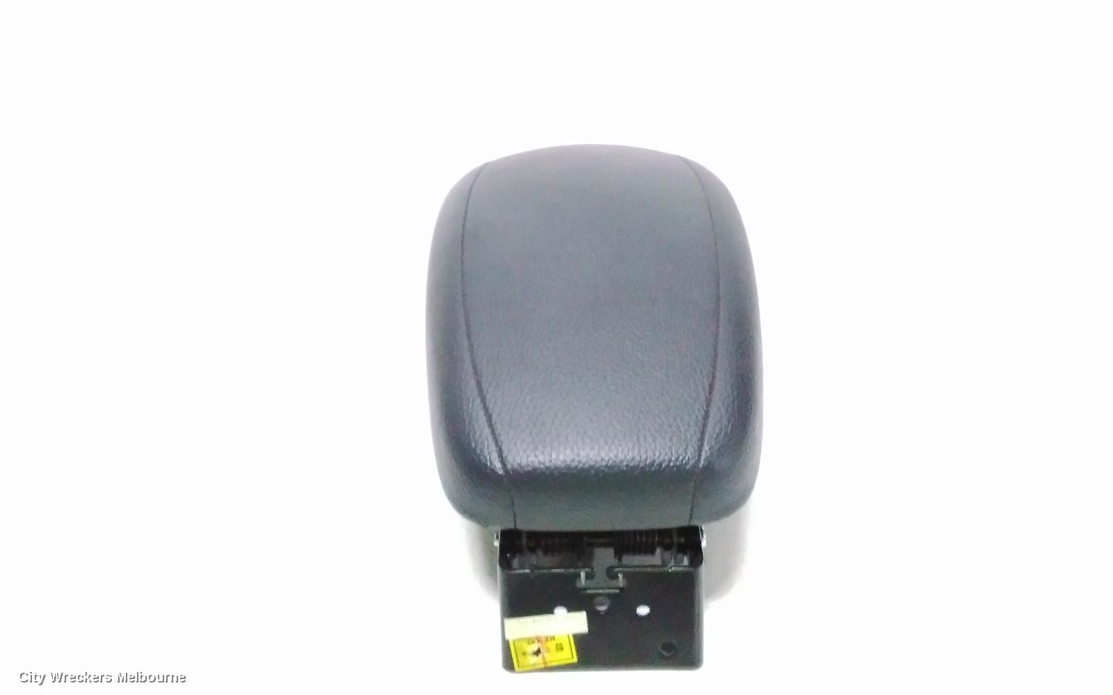 HYUNDAI VELOSTER CONSOLE, FS, 02/2012 - 02/2018