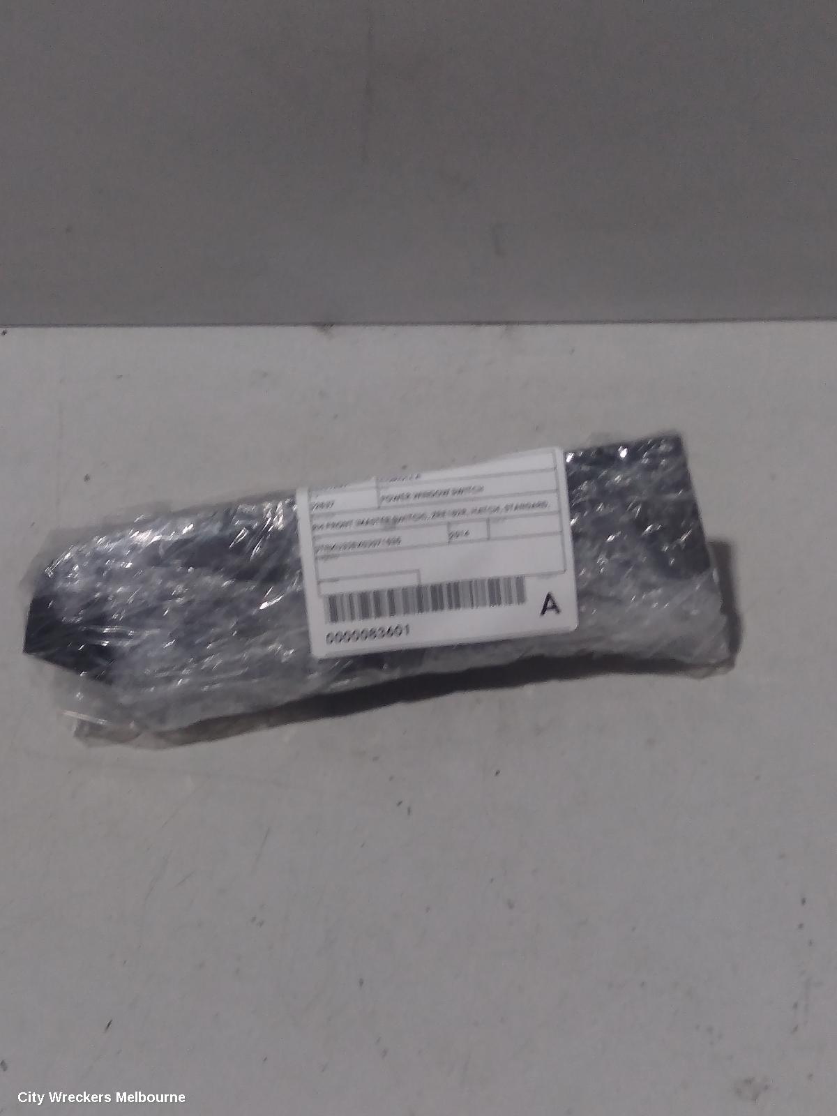 TOYOTA COROLLA PWR DR WIND SWITCH, RH FRONT (MASTER SWITCH), ZRE182R, HATCH, STANDARD, 10/2012 - 03/2015