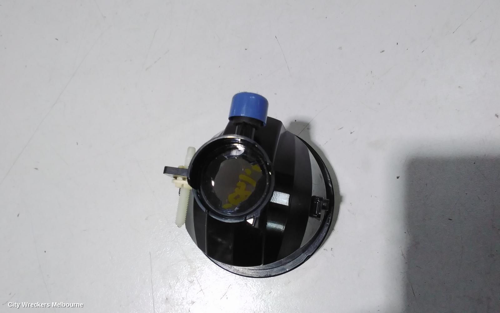 SUBARU OUTBACK RIGHT INDICATOR/FOG/SIDE, BUMPER FOGLAMP, 6TH GEN, SINGLE BULB TYPE, 08/2014 - 12/2020