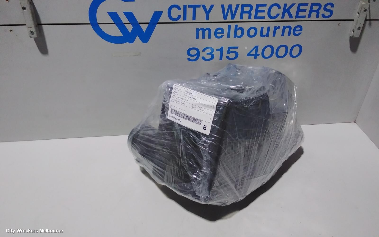 HONDA ODYSSEY AIR CLEANER/BOX, AIR CLEANER, RC1, 02/2014 ONWARDS