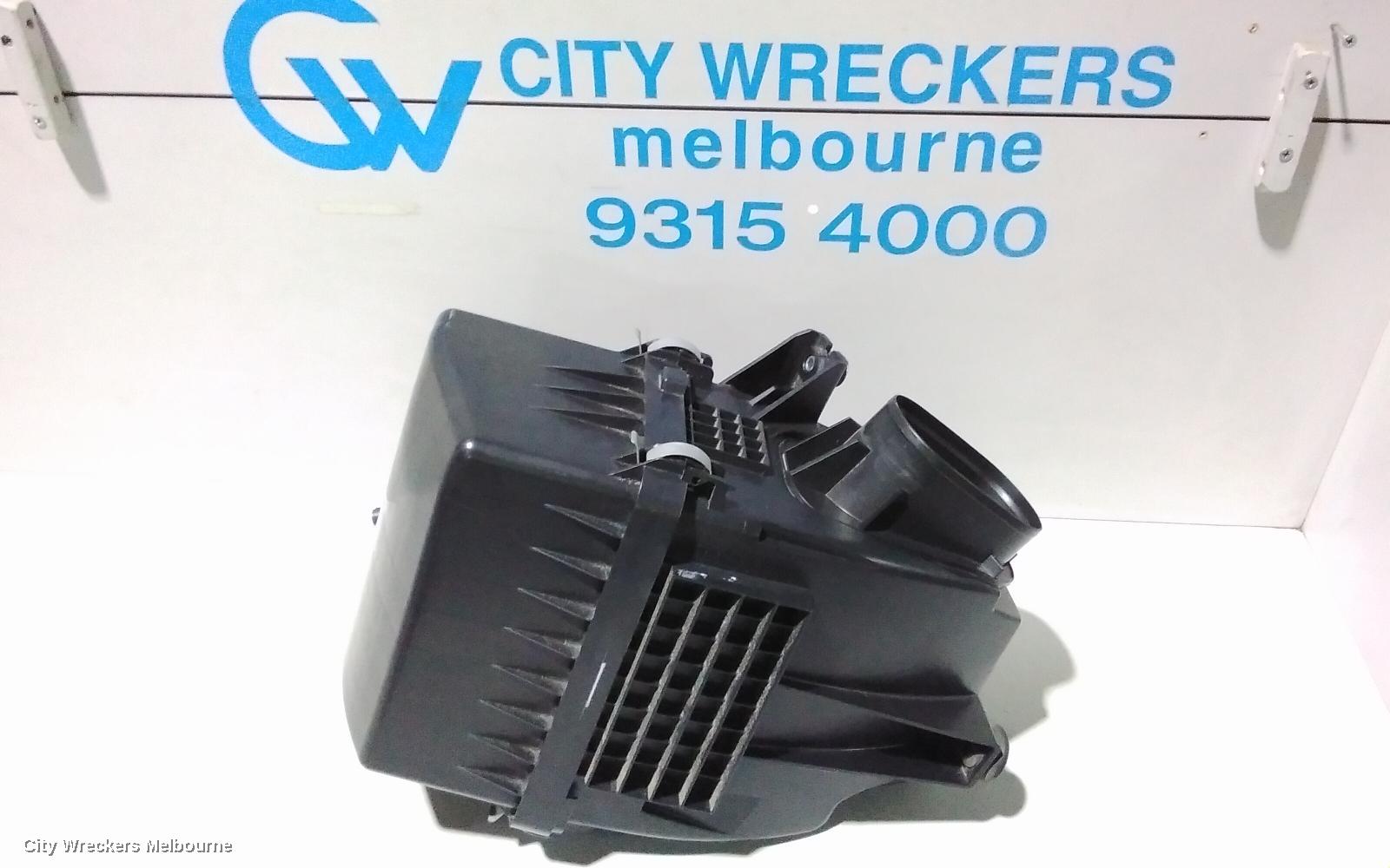 HONDA ODYSSEY AIR CLEANER/BOX, AIR CLEANER, RC1, 02/2014 ONWARDS
